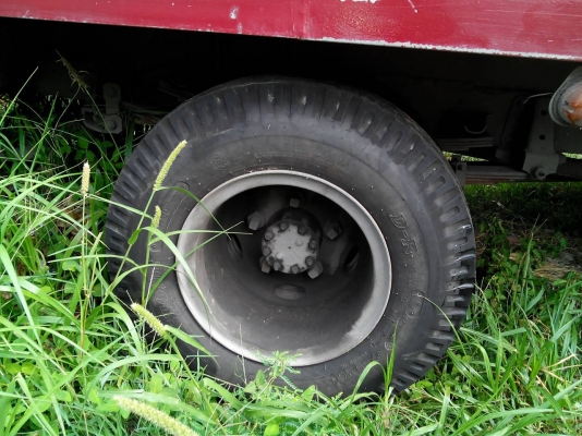 หกล้อ อีซูซุ NPR120แรง พ.เวอร์ ช่วงยาว5ม สภาพดีพร้อมใช้งาน ทะเบียนพร้อมโอน