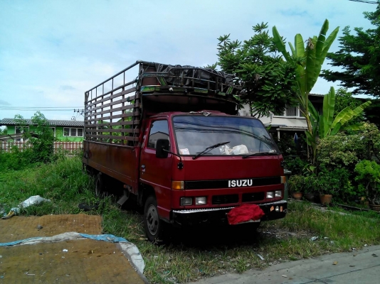 หกล้อ อีซูซุ NPR120แรง พ.เวอร์ ช่วงยาว5ม สภาพดีพร้อมใช้งาน ทะเบียนพร้อมโอน