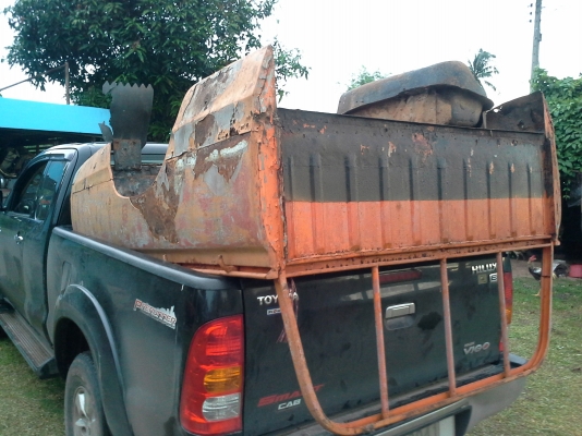 กะบะช้างเหยียบ4ขอไฟนอนตามสภาพคร้าบ5900-  แยกฝาท้าย2300-  ถังน้ำมัน1100-  กันชนหลัง700-/คู่   ขากันชน800-/คู่  สนใจสอบถามได้คร้าบ0817915677