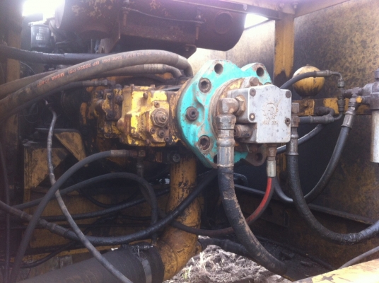 ขายรถแบคโฮ KATO HD700-V// ราคา 400000