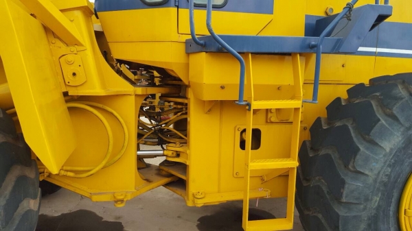รถตักล้อยาง KOMATSU WA 380-1 รถนอกนำเข้า