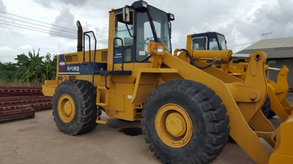 รถต้ก KOMATSU WA450-1 รถนอกนำเข้า