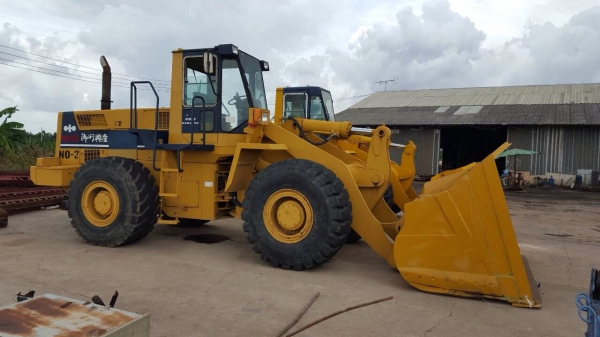 รถต้ก KOMATSU WA450-1 รถนอกนำเข้า