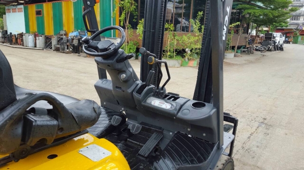 รถยก TCM FD25T3 น้ำหนักยก 2.5 ตัน เสาสูง 4 เมตร เครื่องดีเซล เกียร์ออโต้