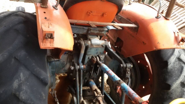 ขายคูโบต้าL2601 สนใจติดต่อ ปาน  084-0747874