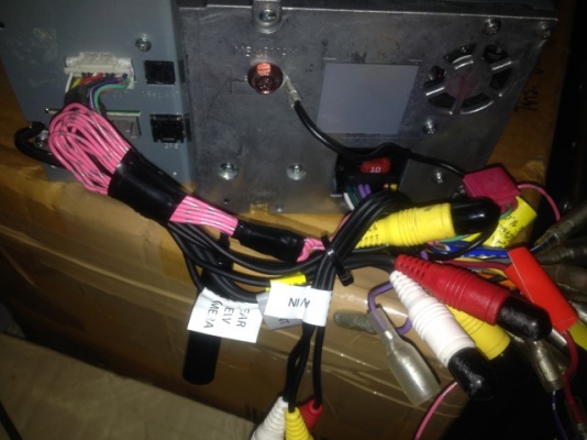 KENWOOD MDV 313 เล่นDVD MP3 USB มีอินเอ้าครบของเก่าญี่ปุ่นสภาพใหม่ KENWOOD MDV 313 เล่นDVD MP3 USB มีอินเอ้าครบของเก่าญี่ปุ่นสภาพใหม่