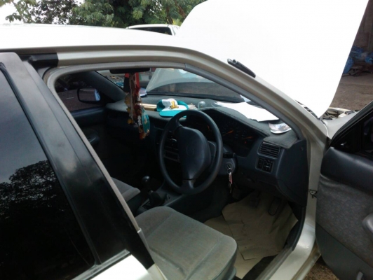 ขาย toyota soluna ปี 3 9