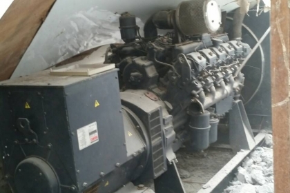 เครื่องปั่นไฟสแตนฟอดร์ 160 kvaสภาพเดิมๆครับเป็นของสแตนฟอดร์ ขนาด 160 kva ครับ เครื่องดีนิสสัน 10 สูบครับพร้อมใช้ครับ สนใจสอบถามราคาคุยกันได้ครับ เครื่องปั่นไฟสแตนฟอดร์ 160 kvaสภาพเดิมๆครับเป็นของสแตนฟอดร์ ขนาด 160 kva ครับ เครื่องดีนิสสัน 10 สูบครับพร้อมใช้ครับ สนใจสอบถามราคาคุยกันได้ครับ