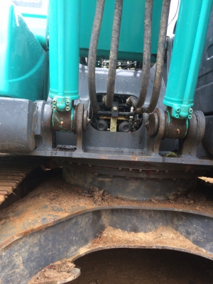 ขายรถแบคโฮ KOBELCO SK140-8 super X 3000 ชม.เอกสารเล่มทะเบียน ราคา 1900000