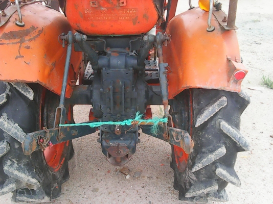 ขายรถไถKUBOTA L2201  พร้อมใช้ สวยๆ สีเดิมๆ แรงๆ