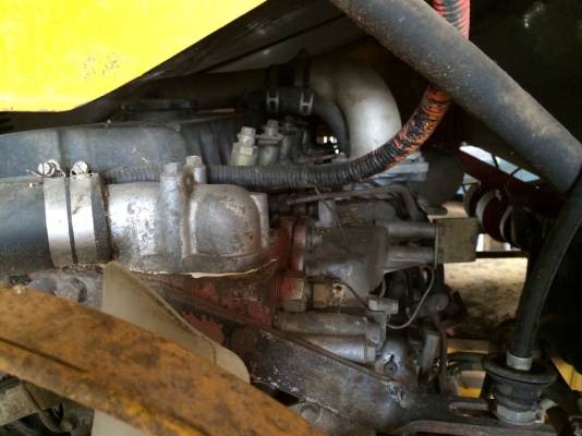 ขายรถเกี่ยวเกษตรพัฒนา รุ้นปลดหนี้ เครื่อง195 ปั้มเบอร์22แฝดอุ้ม ตัวเดินไฮดาร็ด สภาพพร้อมใช้งานครับ โทร 086-2465-934