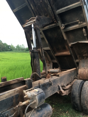 NPR115 ช่วงล่างF  เครื่อง4BD ดั้มใหญ่ พาวเวอร์ เกียร์สโล ต่อรองได้