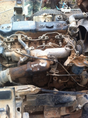 NPR115 ช่วงล่างF  เครื่อง4BD ดั้มใหญ่ พาวเวอร์ เกียร์สโล ต่อรองได้