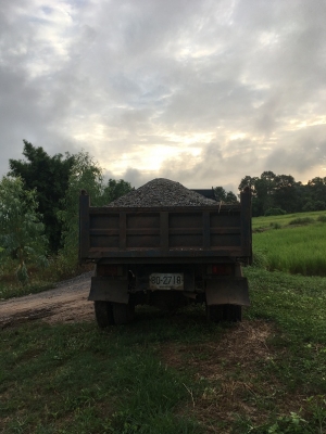 NPR115 ช่วงล่างF  เครื่อง4BD ดั้มใหญ่ พาวเวอร์ เกียร์สโล ต่อรองได้