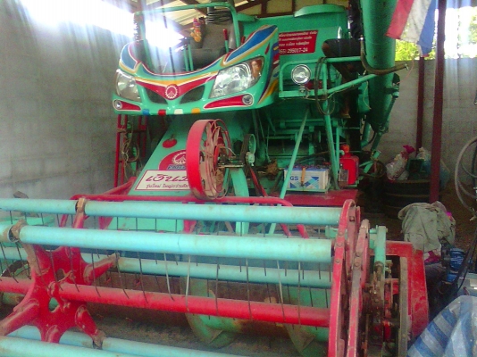 ขายรถเกี่่ยวเกษตรพัฒนา รุ้นเงินมี อุ้ม พร้อมเทลเลอ JCM โทร 086-2465-934 ขายรถเกี่่ยวเกษตรพัฒนา รุ้นเงินมี อุ้ม พร้อมเทลเลอ JCM โทร 086-2465-934