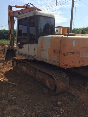 รถขุด EX120-2 เอกสารอินวอยล์ รถสภาพสวย พร้อมใช้ ไฟฟ้าครบ แอร์เย็น ระบบสมบูรณ์