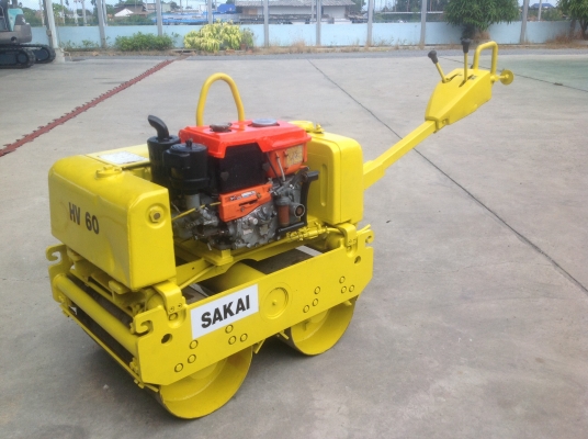 ขายรถบดเดินตามSakaiรุ่นHV60มือสองญี่ปุ่นสั่นสเทือนได้เครื่องดีเซล