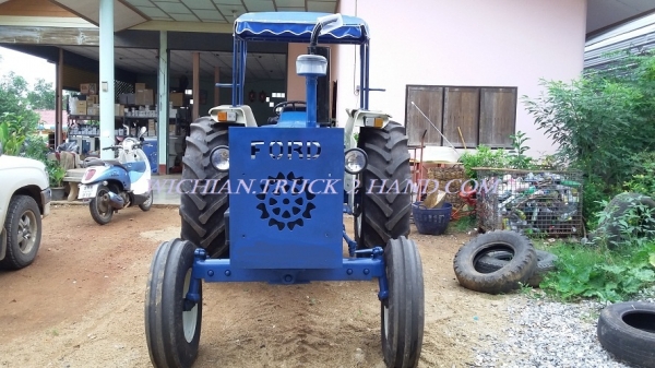 ขายแล้วส่งลูกค้าสระบุรี รถไถฟอร์ด 4000 เครื่อง3สูบ50แรงม้า เครื่อง-เกียร์-ไฮดรอลิกดีมาก ชั่วโมงน้อย เก่านอกสีใหม่ยางใหม่ พร้อมใช้งาน