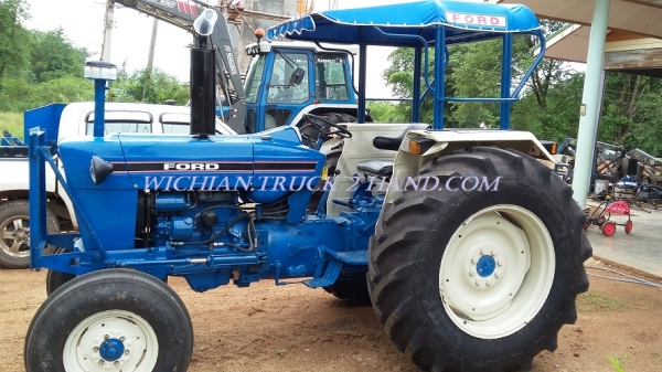 ขายแล้วส่งลูกค้าสระบุรี รถไถฟอร์ด 4000 เครื่อง3สูบ50แรงม้า เครื่อง-เกียร์-ไฮดรอลิกดีมาก ชั่วโมงน้อย เก่านอกสีใหม่ยางใหม่ พร้อมใช้งาน