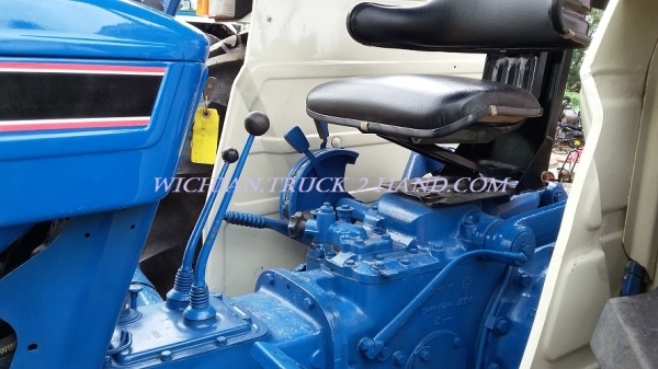 ขายแล้วส่งลูกค้าสระบุรี รถไถฟอร์ด 4000 เครื่อง3สูบ50แรงม้า เครื่อง-เกียร์-ไฮดรอลิกดีมาก ชั่วโมงน้อย เก่านอกสีใหม่ยางใหม่ พร้อมใช้งาน