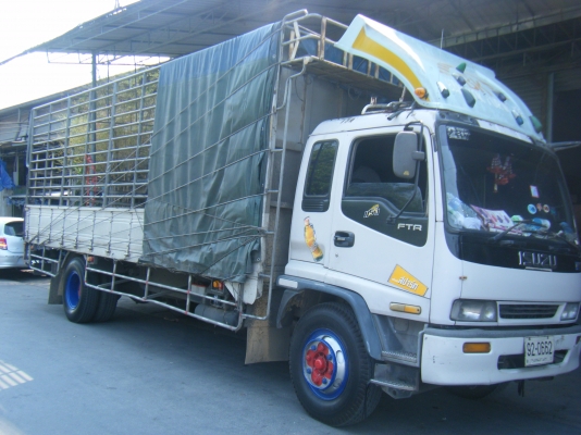 **ขายรถ 6 ล้อ ISUZU FTR 195 แรง ออกห้าง  ราคาไม่แรง**