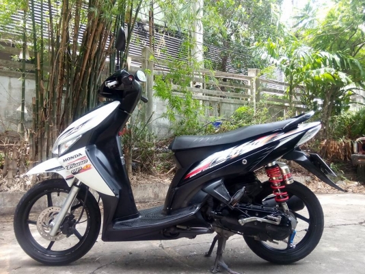 ขายลูกเดียว click110 ปี2549 ราคาไม่แพง เล่มเอกสารครบ