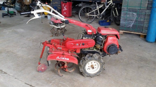 รถไถเดินตาม MITSUBISHI  รุ่น MM710S ขนาด 7 แรง  เครื่องยนต์เบนซิน  เก่าญี่ปุ่น  สภาพสวย