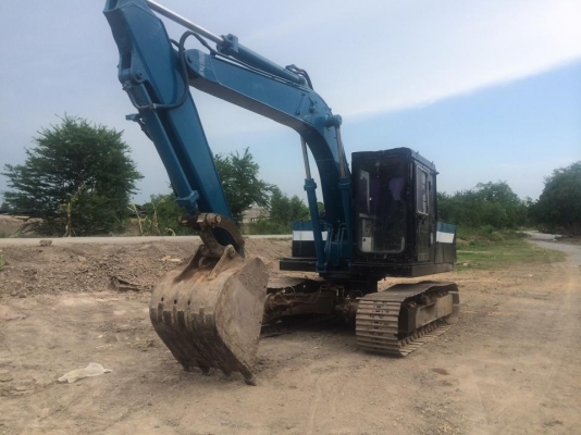 ขายด่วน ขายถูก ขายKOMATSU 12HT สภาพสวย พร้อมใช้งาน มีเเอร์พร้อม เครื่องดีช่วงล่างดี ใบแทร็กเต็ม ราคาต่อรองได้