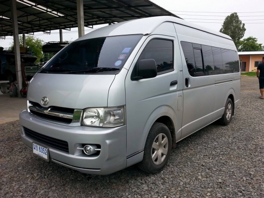 ขายรถตู้ TOYOTA COMMUTER ปี07 เครื่อง2500 รถสวยเดิม สภาพพร้อมใช้งาน เอกสารพร้อมโอน สนใจโทร 090-8588220คุณนะ 093-3258446คุณบิว ID:narong498 หรือเข้าดูสินค้าอื่นๆได้ที่ www.truck.in.th/498 หรือเพจFacebook ณรงค์ ซื้อขายรถมือสอง (เว็บไซต์ส่วนตัว) หรือFacebook