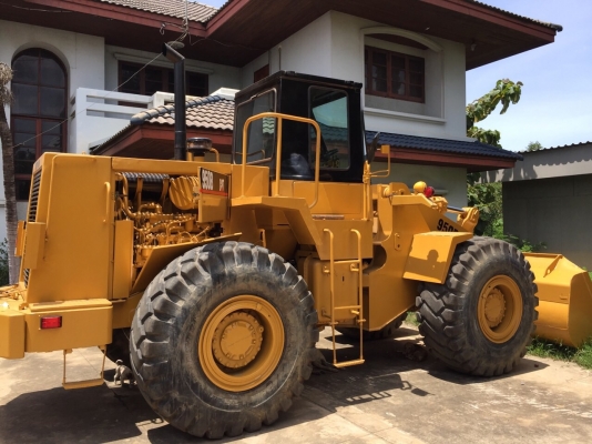 ขายด่วนรถตักล้อยางCAT 950B พร้อมใช้งาน