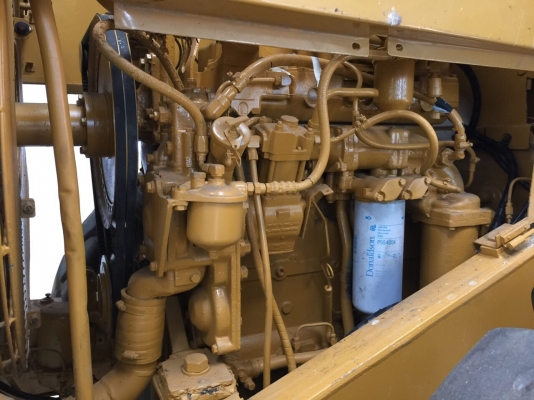 ขายด่วนรถตักล้อยางCAT 950B พร้อมใช้งาน