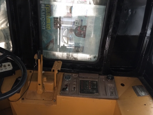 ขายด่วนรถตักล้อยางCAT 950B พร้อมใช้งาน