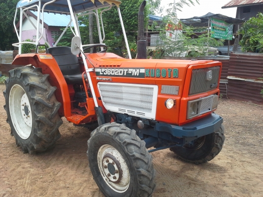 ขายด่วนคูโบต้า L 3602 DT-M 4WD 4x4 (HI-SPCCD เกียร์เดิมจากญี่ปุ่นวิ่งเร็วเหมือนรุ่นใหม่) เพาเวอร์พร้อมใช้เดิมๆ สวยๆ ขายด่วนคูโบต้า L 3602 DT-M 4WD 4x4 (HI-SPCCD เกียร์เดิมจากญี่ปุ่นวิ่งเร็วเหมือนรุ่นใหม่) เพาเวอร์พร้อมใช้เดิมๆ สวยๆ