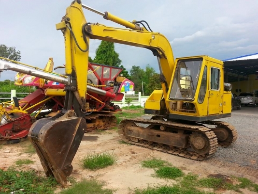 ขายแบคโค KOMATSU PC80-2 เครื่องดีมาก ช่วงล่างดี เอวแน่น ทำงานเร็ว สภาพพร้อมใช้งาน สนใจโทร 090-8588220คุณนะ 093-3258446คุณบิว ID:narong498 หรือเข้าดูสินค้าอื่นๆได้ที่ www.truck.in.th/498 หรือเพจFacebook ณรงค์ ซื้อขายรถมือสอง (เว็บไซต์ส่วนตัว) หรือFacebook