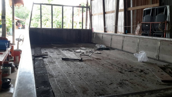 ขายกะบะช่วงครัชชี74 ยาว5ม. กว้าง2.10 สภาพดี ขายกะบะช่วงครัชชี74 ยาว5ม. กว้าง2.10 สภาพดี