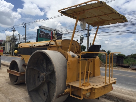 ขายด่วนรถบด3ล้อเหล็กSAKAI KD10 พร้อมใช้งาน ขายด่วนรถบด3ล้อเหล็กSAKAI KD10 พร้อมใช้งาน