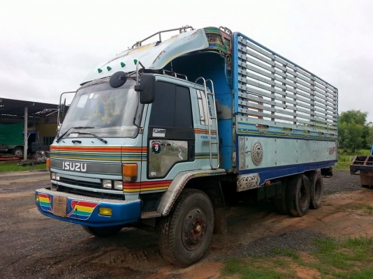 ขาย10ล้อ1เพลา ร็อกกี้6BGฝาส้มเทอร์โบอินเตอร์ 195แรง พ.เพาเวอร์ เบรกทิฟฟี่ ภายในสวย สภาพพร้อมใช้งาน เอกสารพร้อมโอน สนใจโทร 090-8588220คุณนะ 093-3258446คุณบิว ID:narong498 หรือเข้าดูสินค้าอื่นๆได้ที่ www.truck.in.th/498 หรือเพจFacebook ณรงค์ ซื้อขายรถมือสอง