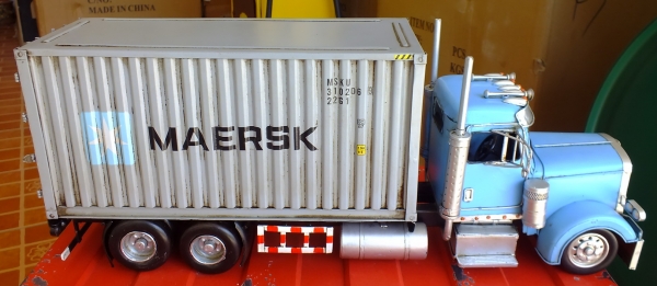 ขายโมเดลรถตู้คอนเทนเนอร์ งานสวยหายาก ขายโมเดลรถตู้คอนเทนเนอร์ งานสวยหายาก