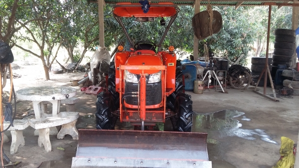 ขอบคุณเสี่ยใหญ่เมืองกำแพงเพชรครับขายรถไถคูโบต้า3608 ใบดันหน้า ตัวปั่น อุปกรณ์2ชิ้น สภาพสวยๆ พร้อมใช้งาน