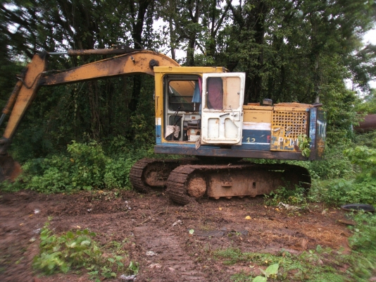 ขายรถแม็คโคร PC120-2 ยี่่ห้อโคมัตสุ เครื่องยนต์อีซูซุ 165 แรงม้า เครื่องดีปั้มดีโซ่ดีตัวเดินดี สภาพพร้อมใช้งาน