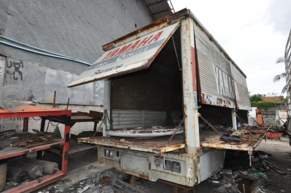 ขายตู้เหล็กปีกนกเปิดฝาข้างได้ (ตู้ที่ 1)