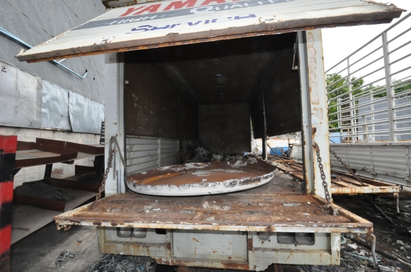 ขายตู้เหล็กปีกนกเปิดฝาข้างได้ (ตู้ที่ 1)