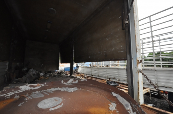 ขายตู้เหล็กปีกนกเปิดฝาข้างได้ (ตู้ที่ 1)