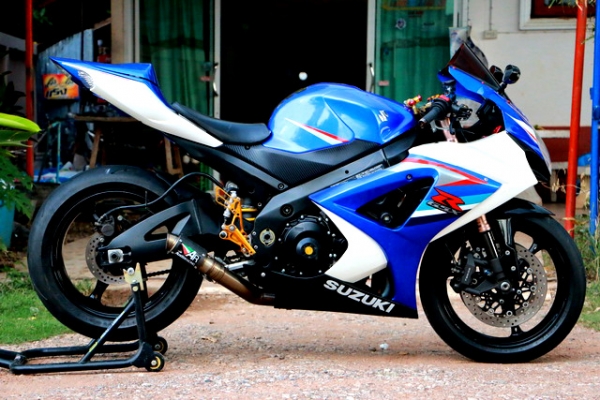 ขายGSX1000R K7 ปี2007 อินวอยสรรพสามิตแท้ๆ เครื่องดี ราคา279000 ต่อรองได้ครับ