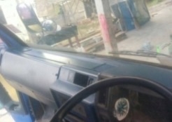 ISUZU NPR 115 HP 4BD1 รถบรรทุกหกล้อ กระบะเหล็กคาร์โก้พื้นไม้ความยาว 4.30 เมตรสภาพดีสวยพร้อมบรรทุกพร้อมใช้งานได้เลยครับ เครื่องยนต์แรงดีแห้งดีไม่มีแตกเยิ้ม ภายในห้องเก๋งคอนโซลสวยครบ เกียร์ยาว พวงมาลัยเพาเวอร์ ช่วงล่างแน่นดีคัชซีสวยทั้งเส้นไม่มีแตกบวม ยาง 7