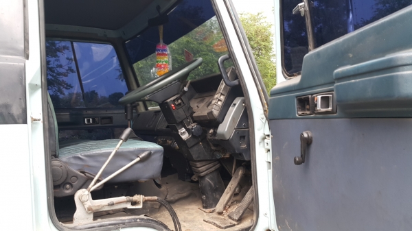 ขายรถพ่วง 24 ล้อ แม่-ลูก กระบะเนียม ISUZU ล๊อค.195 วางเครื่อง 320 เกียร์อีตั้น ช่วงล้าง อีซุ 240 ราคา1250000 สนใจโทรด่วน