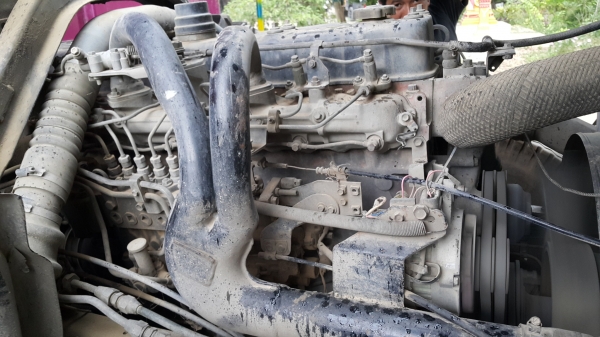 ขายรถพ่วง 24 ล้อ แม่-ลูก กระบะเนียม ISUZU ล๊อค.195 วางเครื่อง 320 เกียร์อีตั้น ช่วงล้าง อีซุ 240 ราคา1250000 สนใจโทรด่วน