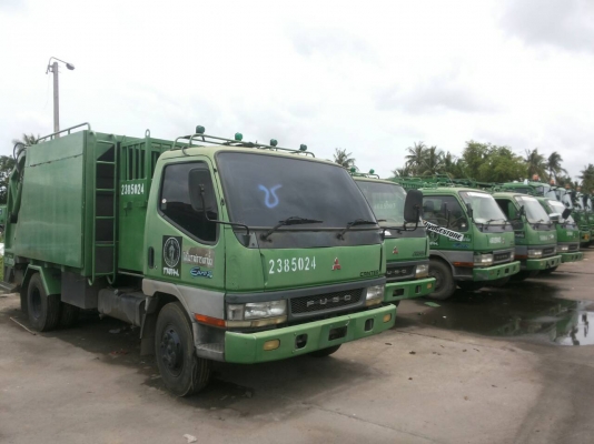 รถบรรทุก 6 ล้อ หัวคลัซซี MITSUBISHI  ปี 50 เครื่อง 130 แรงสภาพเกรด A พร้อมใช้งาน ราคา 300,000 บ.