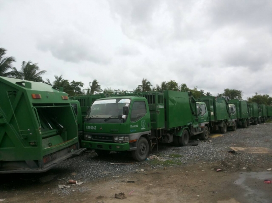 รถบรรทุก 6 ล้อ หัวคลัซซี MITSUBISHI  ปี 50 เครื่อง 130 แรงสภาพเกรด A พร้อมใช้งาน ราคา 300,000 บ.