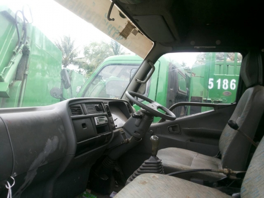 รถบรรทุก 6 ล้อ หัวคลัซซี MITSUBISHI  ปี 50 เครื่อง 130 แรงสภาพเกรด A พร้อมใช้งาน ราคา 300,000 บ.